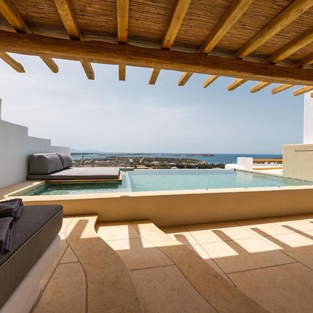 Utopia Suites By Anna Platanou Αγία Ειρήνη Πάρου Εξωτερικό φωτογραφία