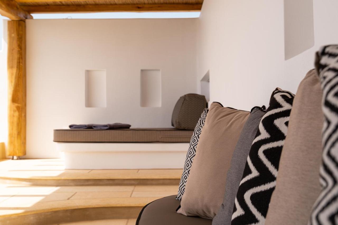 Utopia Suites By Anna Platanou Αγία Ειρήνη Πάρου Εξωτερικό φωτογραφία