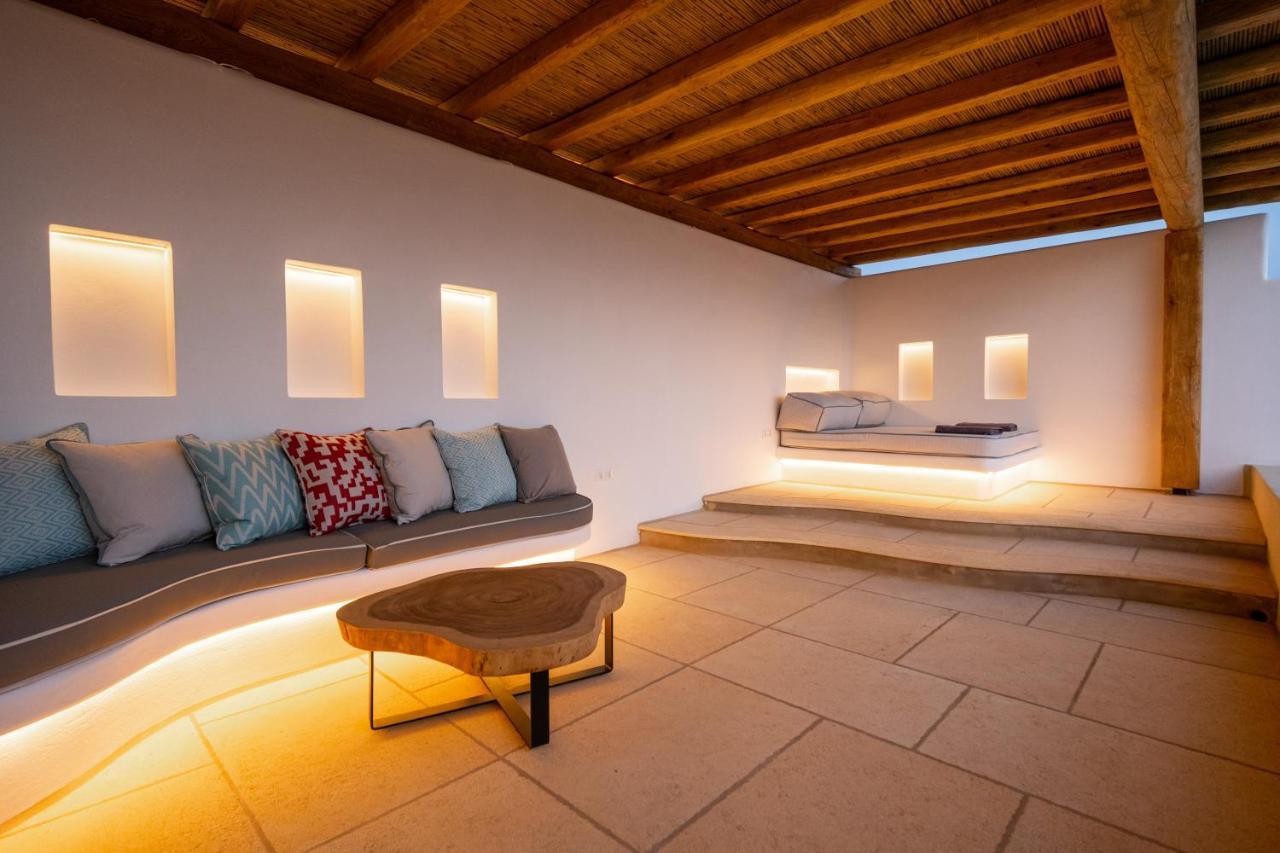 Utopia Suites By Anna Platanou Αγία Ειρήνη Πάρου Εξωτερικό φωτογραφία