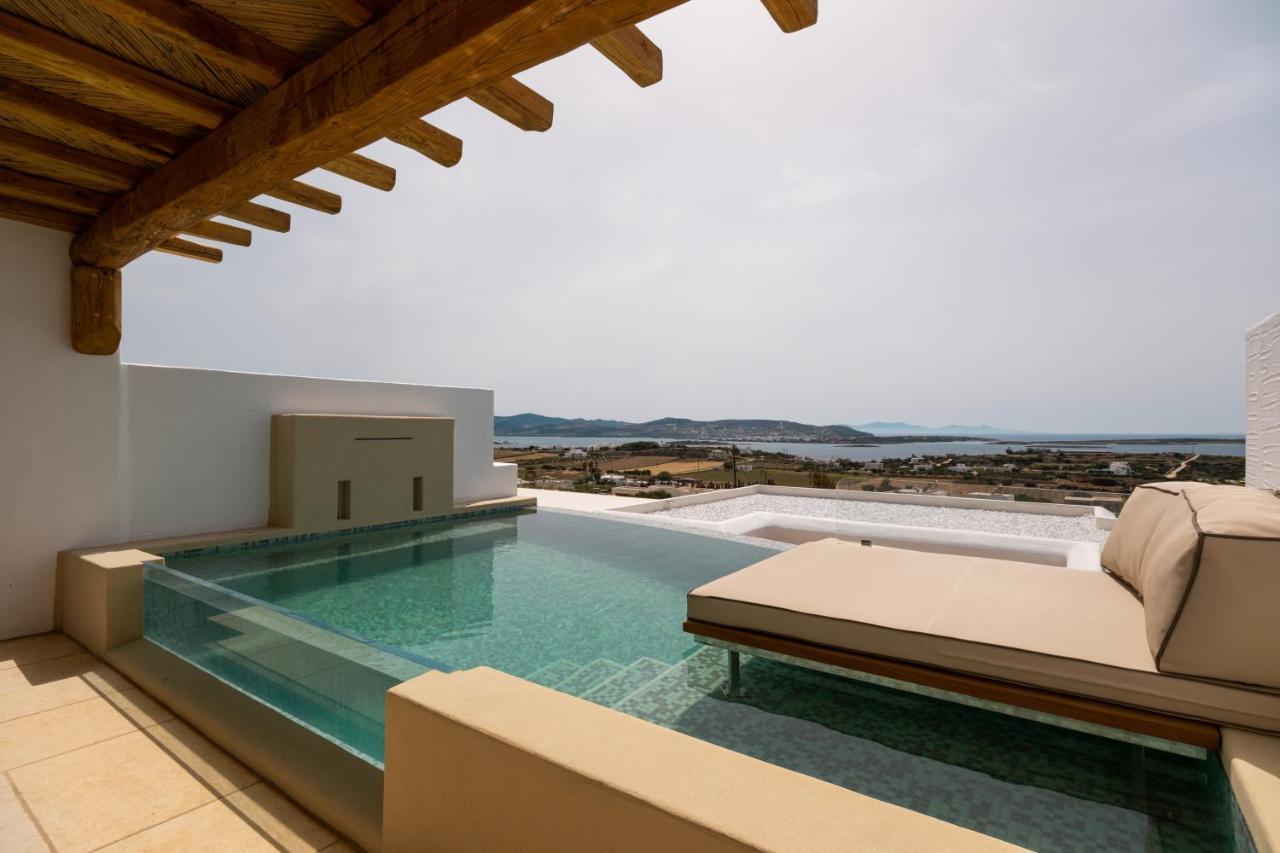 Utopia Suites By Anna Platanou Αγία Ειρήνη Πάρου Εξωτερικό φωτογραφία