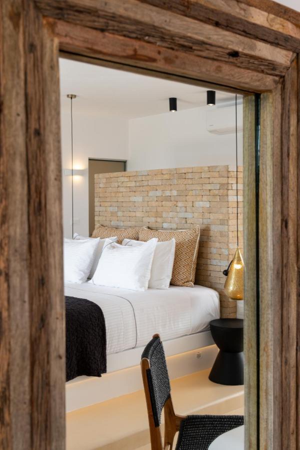 Utopia Suites By Anna Platanou Αγία Ειρήνη Πάρου Εξωτερικό φωτογραφία