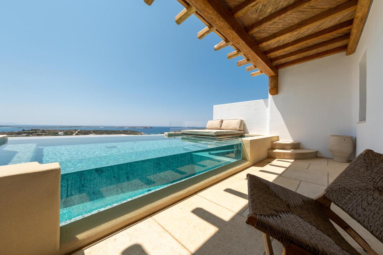 Utopia Suites By Anna Platanou Αγία Ειρήνη Πάρου Εξωτερικό φωτογραφία